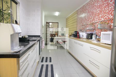 Casa à venda com 250m², 4 quartos e 3 vagasCozinha