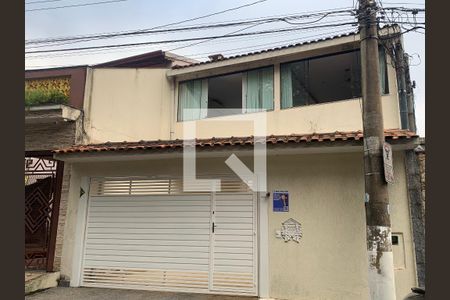 Casa à venda com 250m², 4 quartos e 3 vagasFachada
