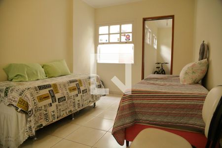 Casa à venda com 250m², 4 quartos e 3 vagasSuíte 2