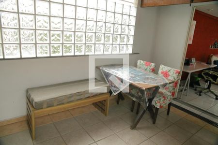 Casa à venda com 250m², 4 quartos e 3 vagasÁrea de churrasco