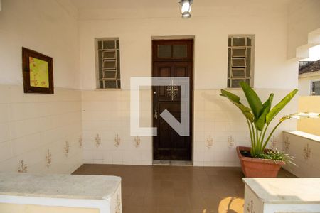 Casa à venda com 359m², 2 quartos e 2 vagasVaranda