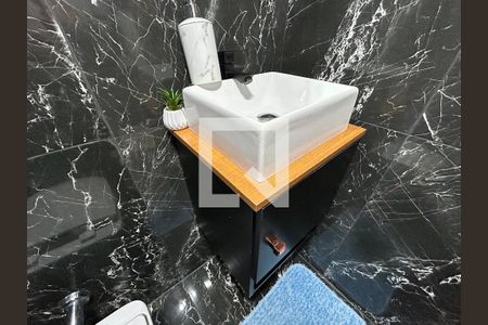 Apartamento à venda com 135m², 3 quartos e 2 vagas Apartamento à venda com 135m², 3 quartos e 2 vagasLavabo