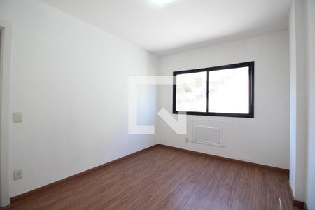 Apartamento para alugar com 113m², 3 quartos e 2 vagasQuarto 2