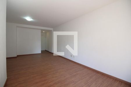 Sala de apartamento para alugar com 3 quartos, 113m² em Jacarepaguá, Rio de Janeiro