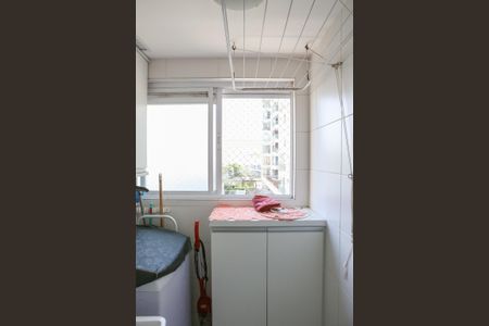 Apartamento para alugar com 69m², 2 quartos e 1 vagaÁrea de Serviço