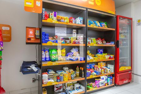 Apartamento para alugar com 69m², 2 quartos e 1 vagaMini Mercado