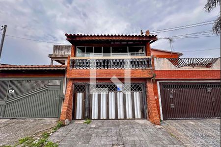 Apartamento para alugar com 125m², 3 quartos e 1 vaga Apartamento para alugar com 125m², 3 quartos e 1 vagaFachada