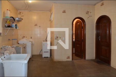 Casa à venda com 1600m², 11 quartos e 10 vagasÁrea de serviço