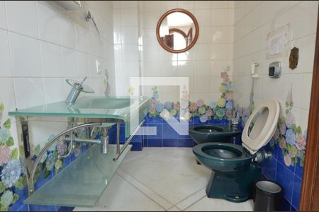 Casa à venda com 1600m², 11 quartos e 10 vagasBanheiro da Suíte 3