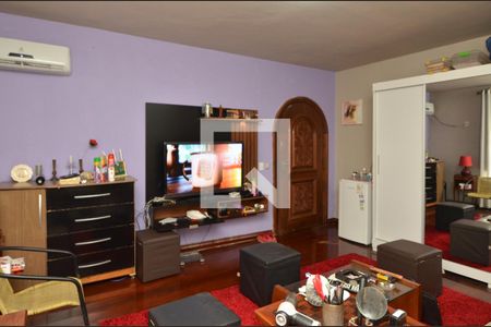 Casa à venda com 1600m², 11 quartos e 10 vagasSala 2