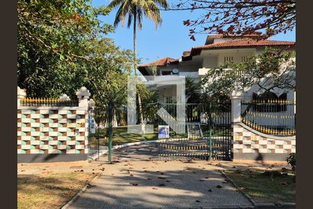 Casa à venda com 1600m², 11 quartos e 10 vagasPlaca