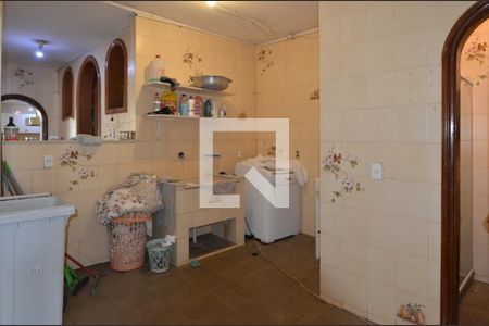 Casa à venda com 1600m², 11 quartos e 10 vagasÁrea de serviço