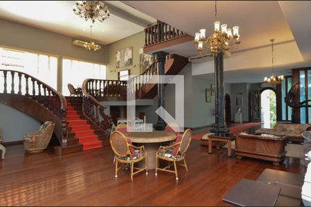 Sala de casa à venda com 11 quartos, 1600m² em Barra da Tijuca, Rio de Janeiro
