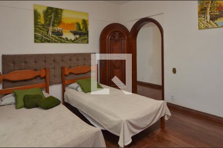 Casa à venda com 1600m², 11 quartos e 10 vagasSuíte 4