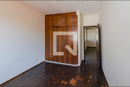 Casa à venda com 330m², 4 quartos e 8 vagasQuarto 1