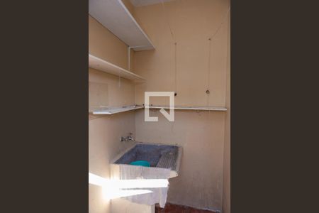Área de Serviço de casa à venda com 2 quartos, 140m² em Vila Uniao (zona Leste), São Paulo