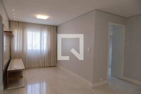 Sala de apartamento para alugar com 3 quartos, 70m² em Vila Augusta, Guarulhos