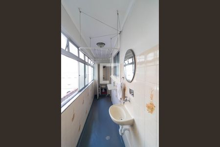 Apartamento à venda com 130m², 3 quartos e sem vaga Apartamento à venda com 130m², 3 quartos e sem vagaÁrea de Serviço