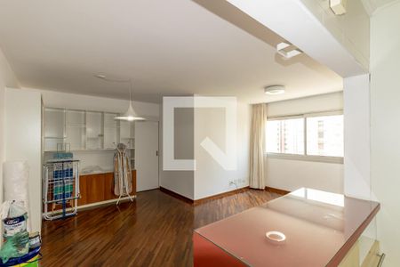 Sala de apartamento à venda com 3 quartos, 94m² em Indianópolis, São Paulo