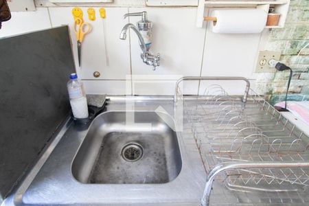 Apartamento para alugar com 45m², 2 quartos e 1 vaga Apartamento para alugar com 45m², 2 quartos e 1 vagaCozinha e Área de Serviço