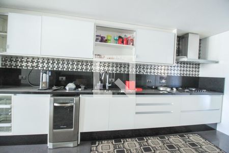 Apartamento à venda com 210m², 3 quartos e 3 vagasCozinha