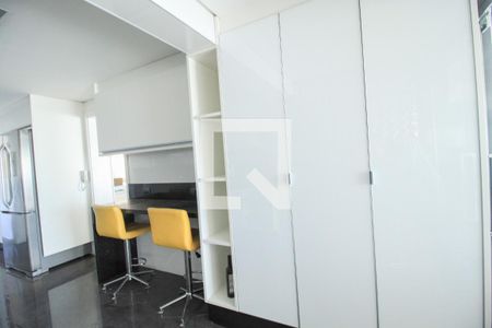 Apartamento à venda com 210m², 3 quartos e 3 vagasCozinha