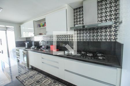 Apartamento à venda com 210m², 3 quartos e 3 vagasCozinha