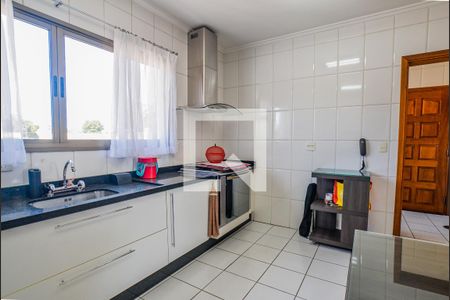 Apartamento para alugar com 127m², 3 quartos e 2 vagasCozinha