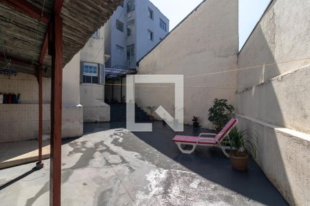 Casa à venda com 90m², 2 quartos e sem vagaQuintal