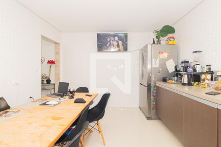 Casa à venda com 152m², 2 quartos e 4 vagas Casa à venda com 152m², 2 quartos e 4 vagasCozinha