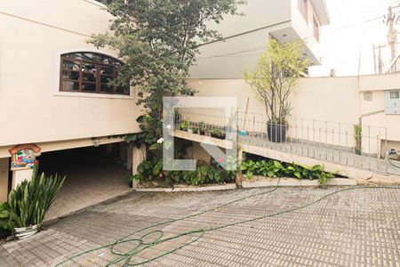 Casa à venda com 152m², 2 quartos e 4 vagas Casa à venda com 152m², 2 quartos e 4 vagasÁrea comum