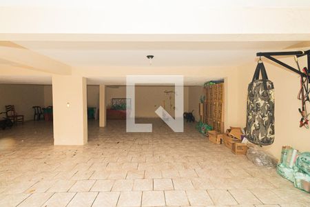 Casa à venda com 152m², 2 quartos e 4 vagas Casa à venda com 152m², 2 quartos e 4 vagasÁrea comum