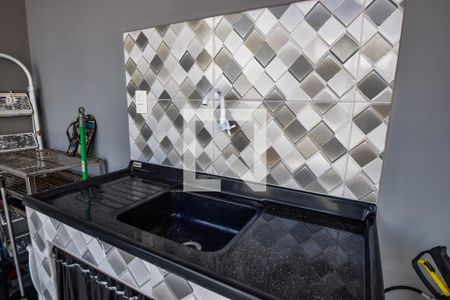 Casa de condomínio à venda com 180m², 3 quartos e 1 vaga Casa de condomínio à venda com 180m², 3 quartos e 1 vagaTerraço