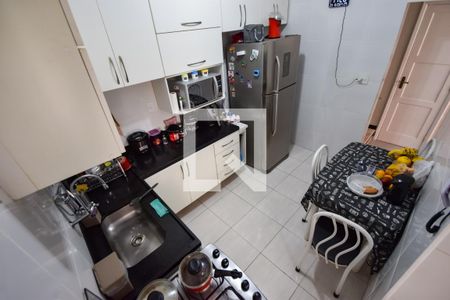 Casa de condomínio à venda com 180m², 3 quartos e 1 vaga Casa de condomínio à venda com 180m², 3 quartos e 1 vagaCozinha