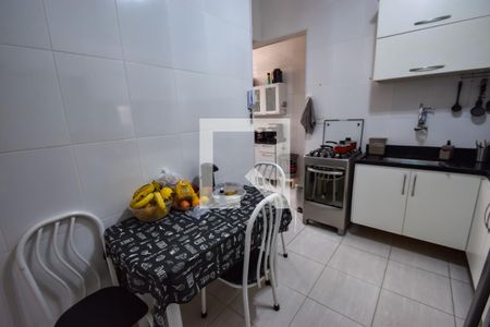 Casa de condomínio à venda com 180m², 3 quartos e 1 vaga Casa de condomínio à venda com 180m², 3 quartos e 1 vagaCozinha