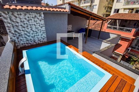 Casa de condomínio à venda com 180m², 3 quartos e 1 vaga Casa de condomínio à venda com 180m², 3 quartos e 1 vagaPiscina (Terraço)