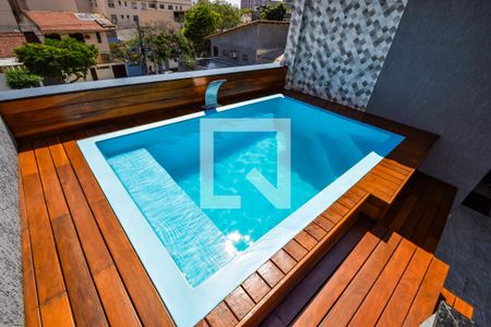 Casa de condomínio à venda com 180m², 3 quartos e 1 vaga Casa de condomínio à venda com 180m², 3 quartos e 1 vagaPiscina (Terraço)