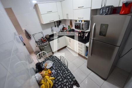 Casa de condomínio à venda com 180m², 3 quartos e 1 vaga Casa de condomínio à venda com 180m², 3 quartos e 1 vagaCozinha