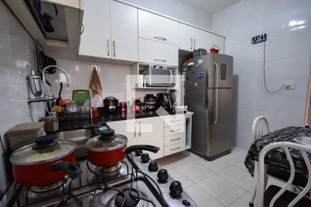 Casa de condomínio à venda com 180m², 3 quartos e 1 vaga Casa de condomínio à venda com 180m², 3 quartos e 1 vagaCozinha