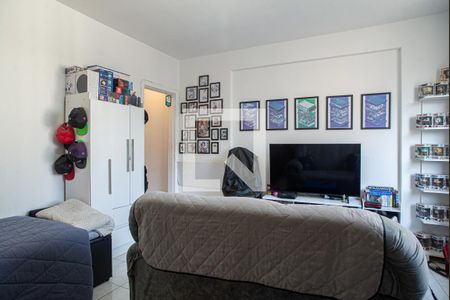 Apartamento à venda com 33m², 1 quarto e sem vaga Apartamento à venda com 33m², 1 quarto e sem vagaSala/Quarto