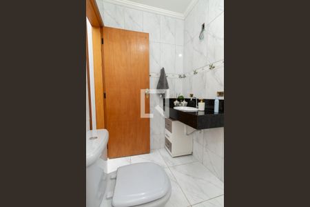 Casa à venda com 173m², 3 quartos e 3 vagasBanheiro