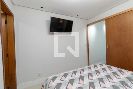 Casa à venda com 173m², 3 quartos e 3 vagasSuíte