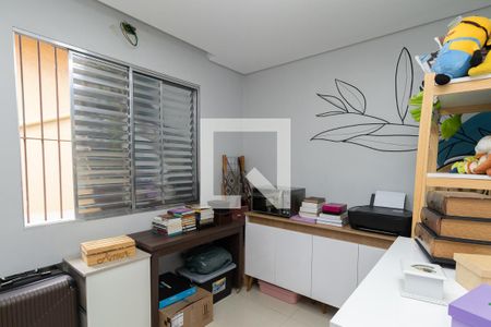 Casa à venda com 173m², 3 quartos e 3 vagasQuarto 2