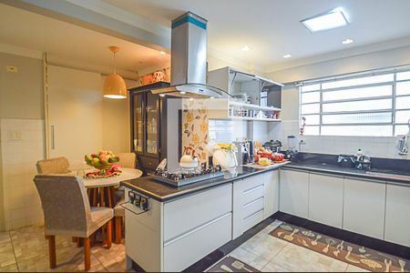 Apartamento à venda com 97m², 2 quartos e 1 vagaCozinha