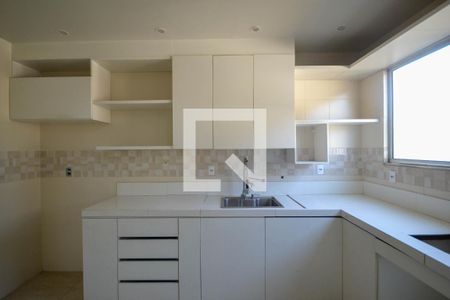 Casa para alugar com 120m², 2 quartos e sem vagaCozinha 