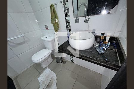 Casa à venda com 217m², 3 quartos e sem vagaBanheiro