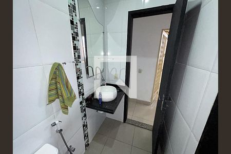 Casa à venda com 217m², 3 quartos e sem vagaBanheiro