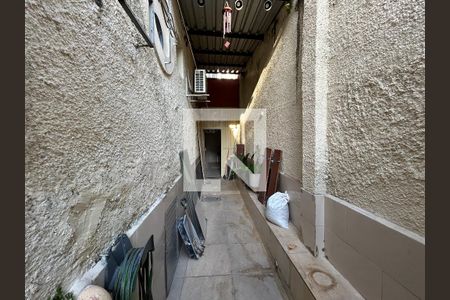 Casa à venda com 217m², 3 quartos e sem vagaÁrea comum