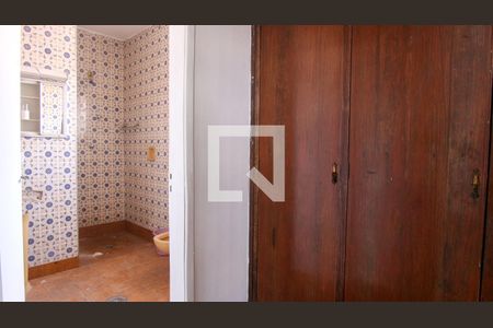 Casa à venda com 300m², 3 quartos e 3 vagasBanheiro 1