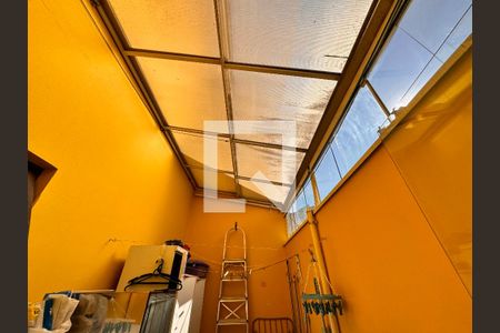 Casa à venda com 195m², 3 quartos e 7 vagasLavanderia